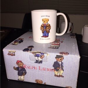 Ralph Lauren stoneware mugs

New in box